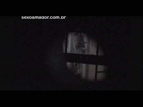 ❤️ Блонді таємно знімає на відео сусідський вуайерист, прихований за порожнистими цеглами ❤❌ Жорстке порно у нас uk.mrpornogratis.ru ﹏