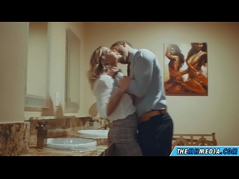 ❤️ Коли грудаста блондинка спокушає вас у громадському туалеті ❤❌ Жорстке порно у нас uk.mrpornogratis.ru ﹏